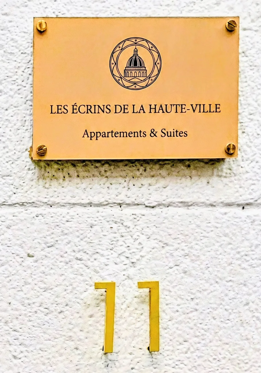 Plaque Les Écrins de la Haute-Ville, 11 rue de la Balance